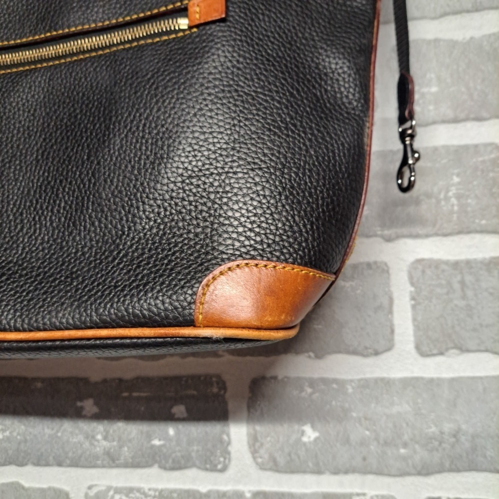 Dooney & Bourke Womens Leather Black and Tan Classic Pebble Medium Tote Bag‎ - Picture 6 of 8